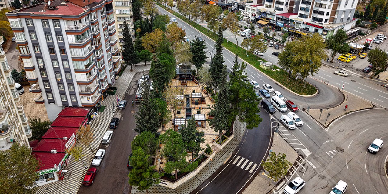 Yenilenen Edik Parkı, KahveOn2 ile 7’den 70’e yeni buluşma noktası oldu Yenilenen Edik Parkı, KahveOn2 ile 7’den 70’e yeni buluşma noktası oldu