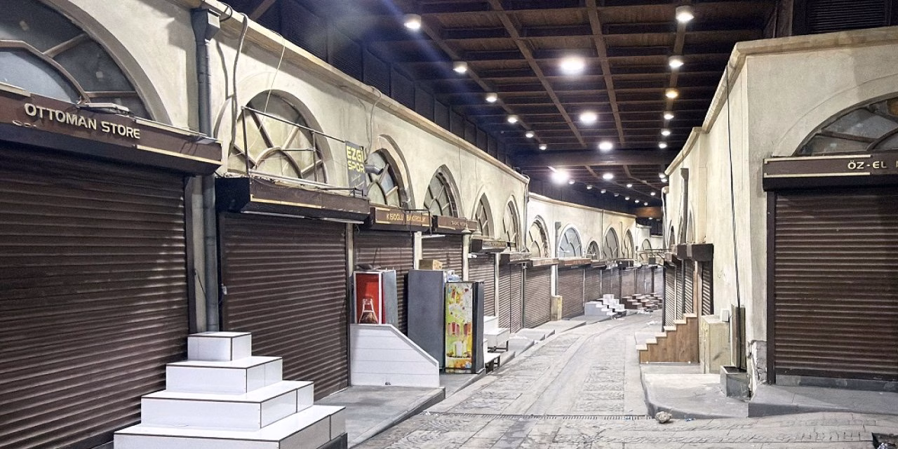 Asırlık Çarşıda Aydınlatmalar Baştan Aşağı Yenileniyor... 1 29409