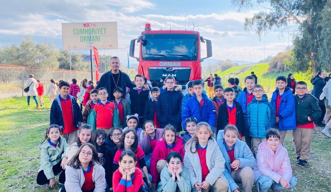 Aydın Yahya Kemal Beyatlı İlkokulu 3-E sınıfı öğrencileri, 6 Şubat