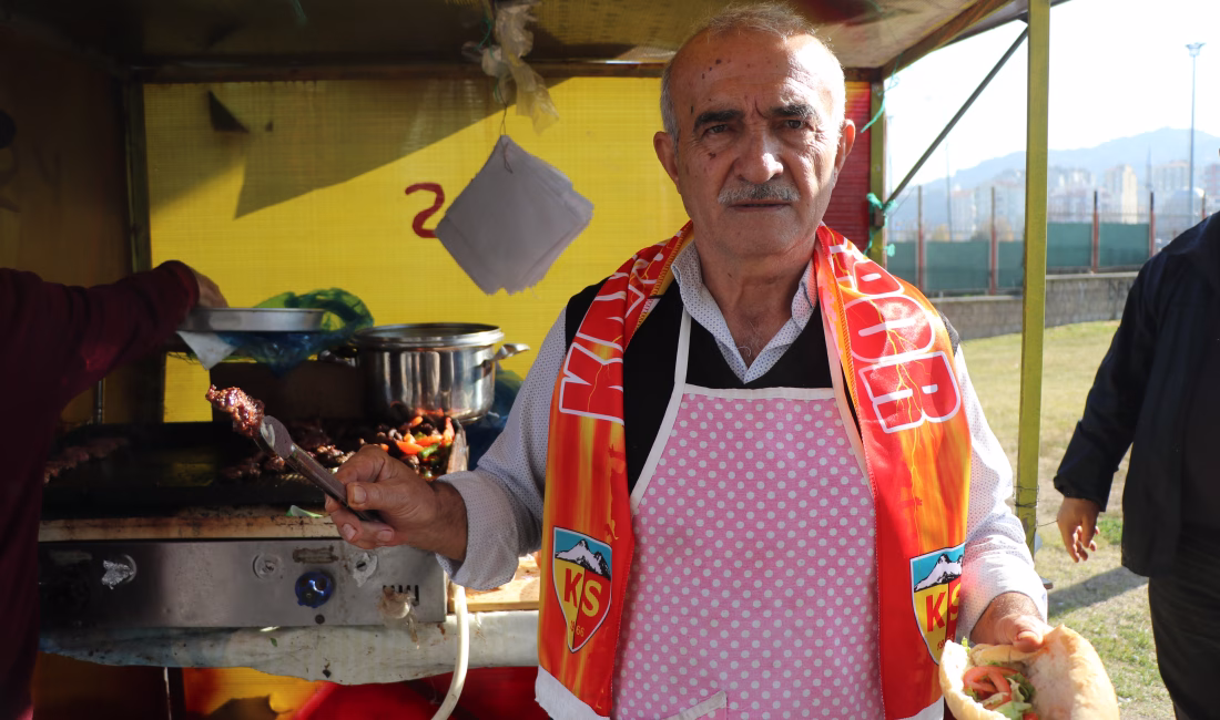 Samed Aydın SUN/KAYSERİ, -KAYSERİSPOR forması ile 1974-1980 yılları arasında futbol