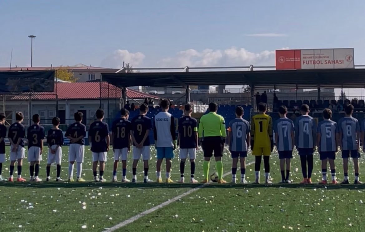 Kahramanmaraş’ta Spor Camiasından Şehit Askerlere Vefa Duruşu cf f fcd acf dec
