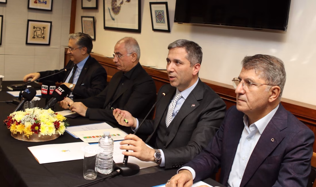 BİRLEŞİK KRALLIK, – AK Parti Genel Başkan Yardımcısı Zafer Sırakaya,