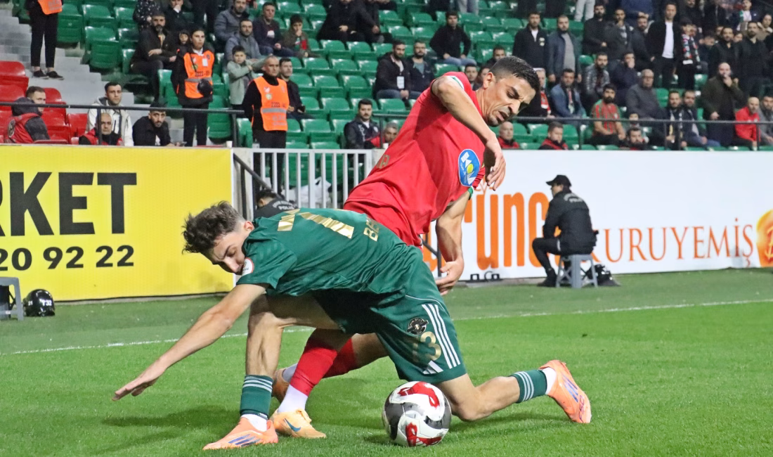 Gıyasettin TETİK-Selim KAYA-Seyfettin EKEN/DİYARBAKIR, – STAT: Diyarbakır HAKEMLER: Ümit Öztürk,