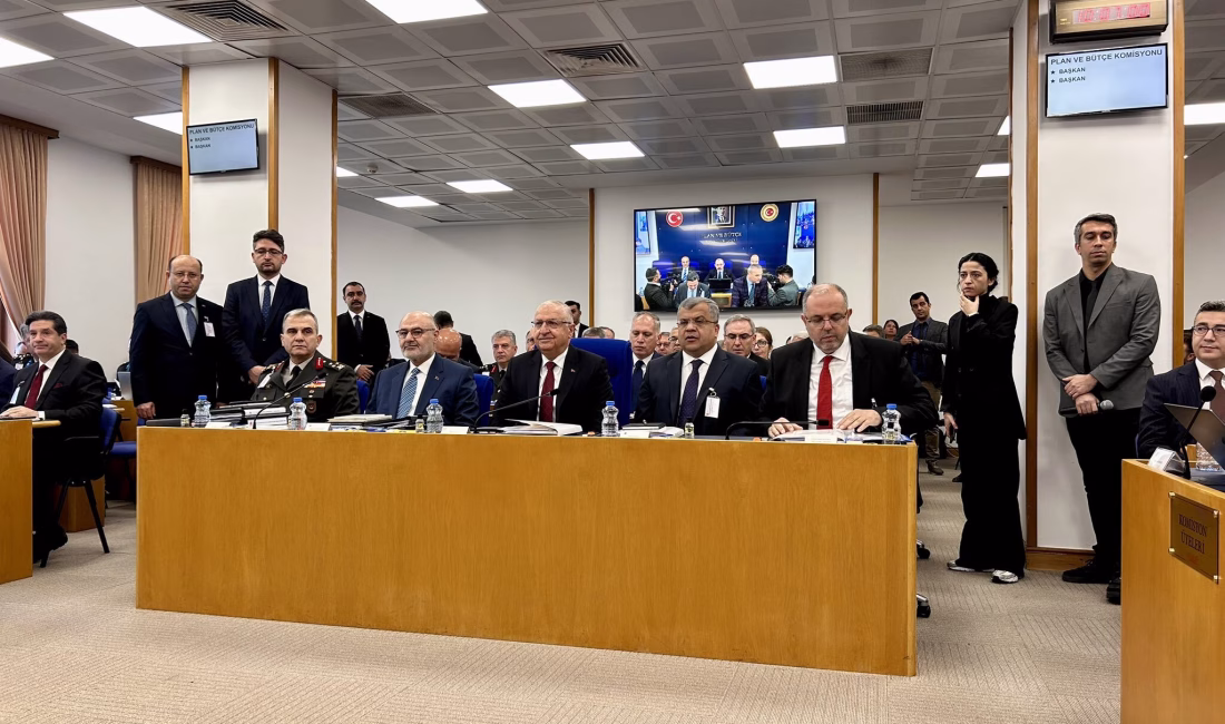 Aliekber METE/ANKARA, – MİLLİ Savunma Bakanı Yaşar Güler, ‘Terörsüz Türkiye’