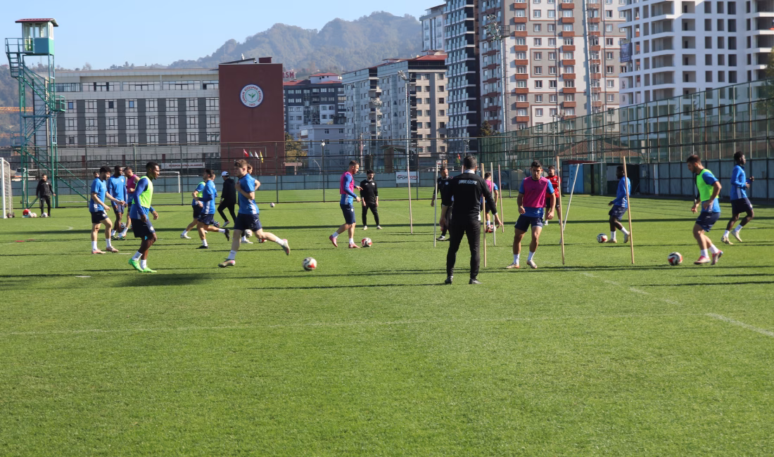 Mehmet Can PEÇE/RİZE, – ÇAYKUR Rizespor’un Çekyalı forveti Vaclav Jurecka,