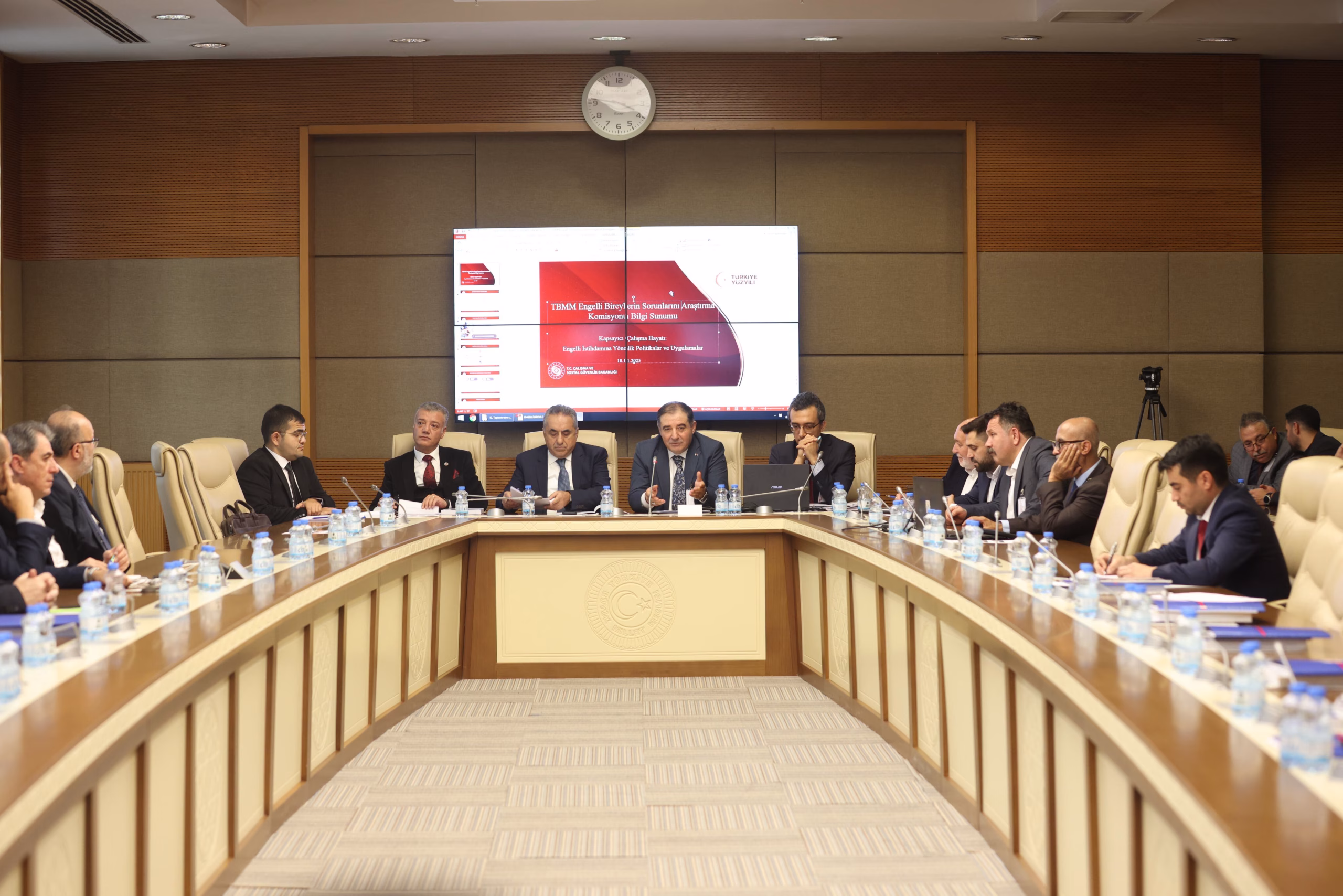 Engelli Bireylerin Sorunlarını Araştırma Komisyonu toplandı 1 Engelli Bireylerin Sorunlarını Araştırma Komisyonu toplandı