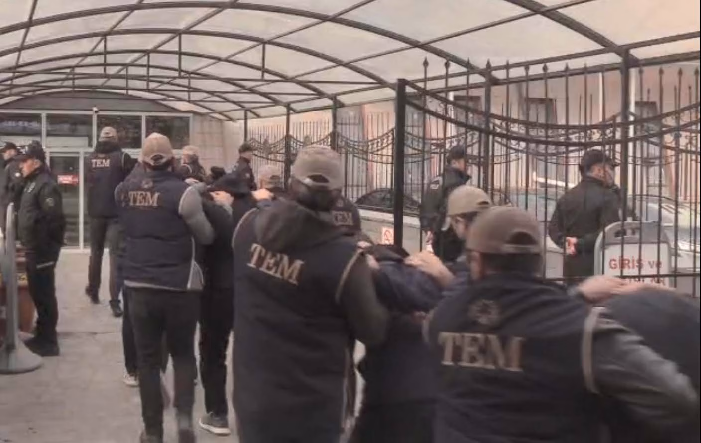 Eskişehir merkezli ilde DEAŞ operasyonu: tutuklama