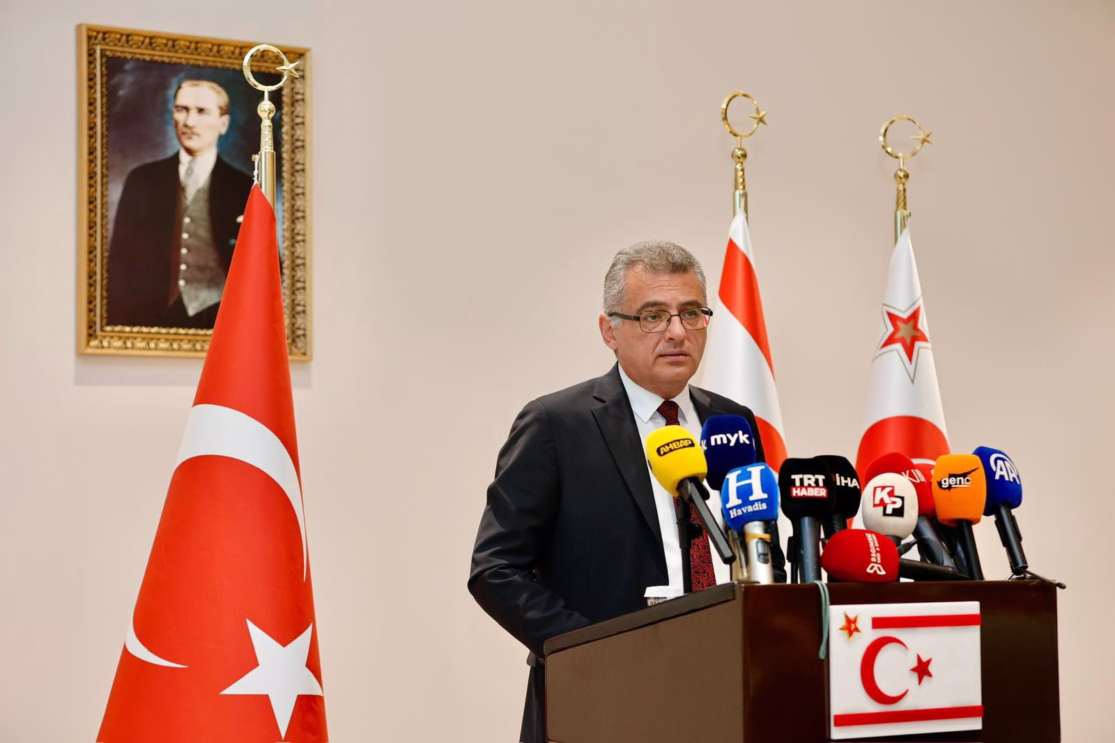 KKTC Cumhurbaşkanı Erhürman, çözüm atmosferi oluşması için maddelik öneri sundu