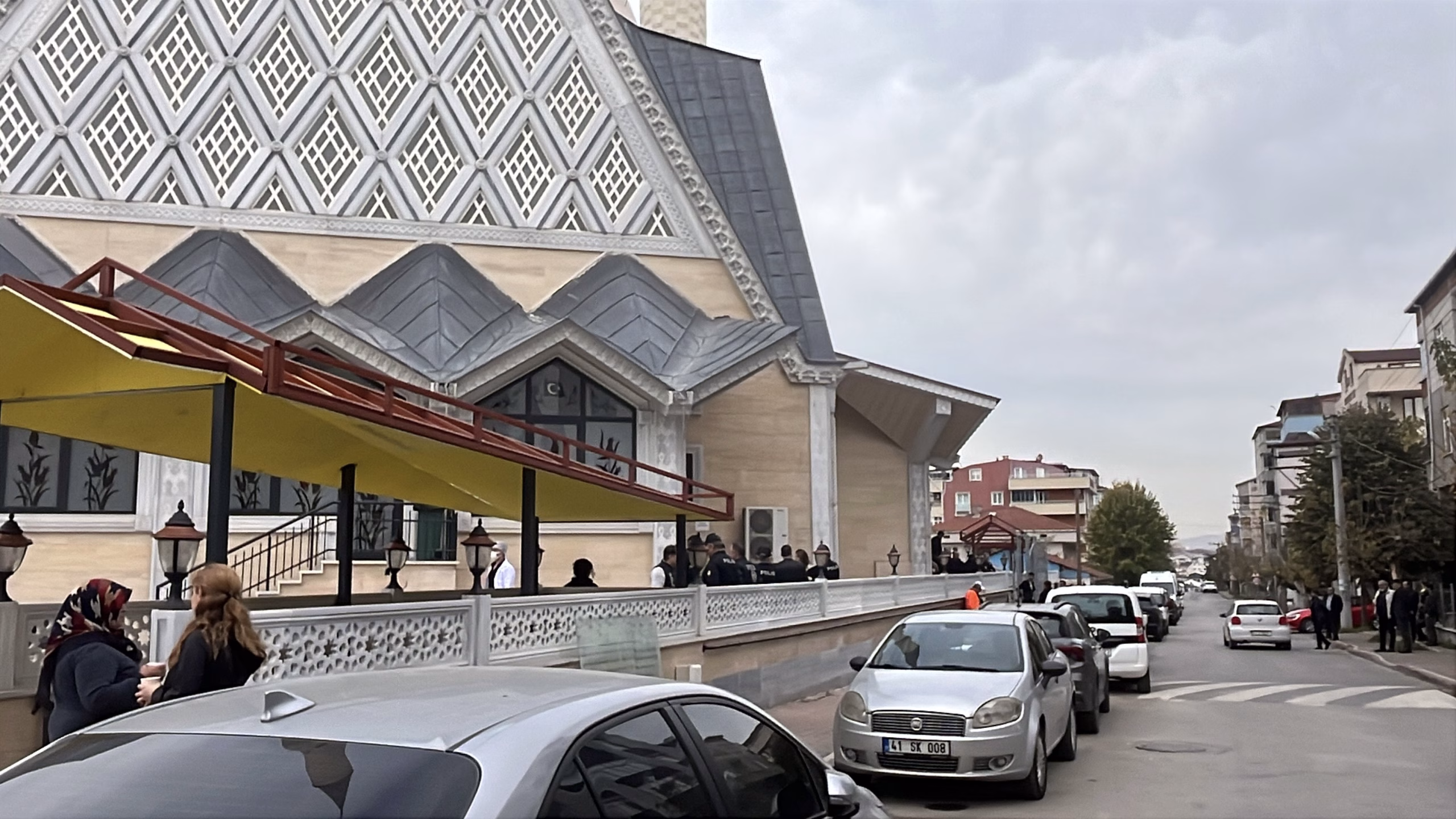 Kocaeli'de camilerde Atatürk için mevlit okutuldu