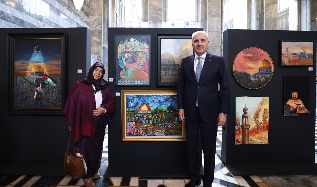TBMM’de, Gazze konulu sanat sergisi (2) KURTULMUŞ SERGİYİ GEZDİ TBMM Başkanlığı’ndan yapılan açıklamaya göre; Meclis Başkanı