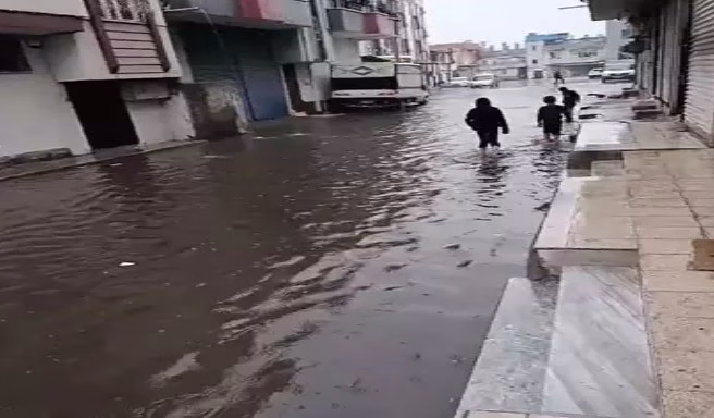 Serhat GÜLER/ADANA, (DHA)- ADANA’da sabah saatlerinde etkili olan sağanak nedeniyle