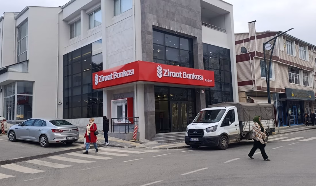 Andırın Ziraat Bankası Şubesi, bir süredir devam eden tadilat çalışmalarının