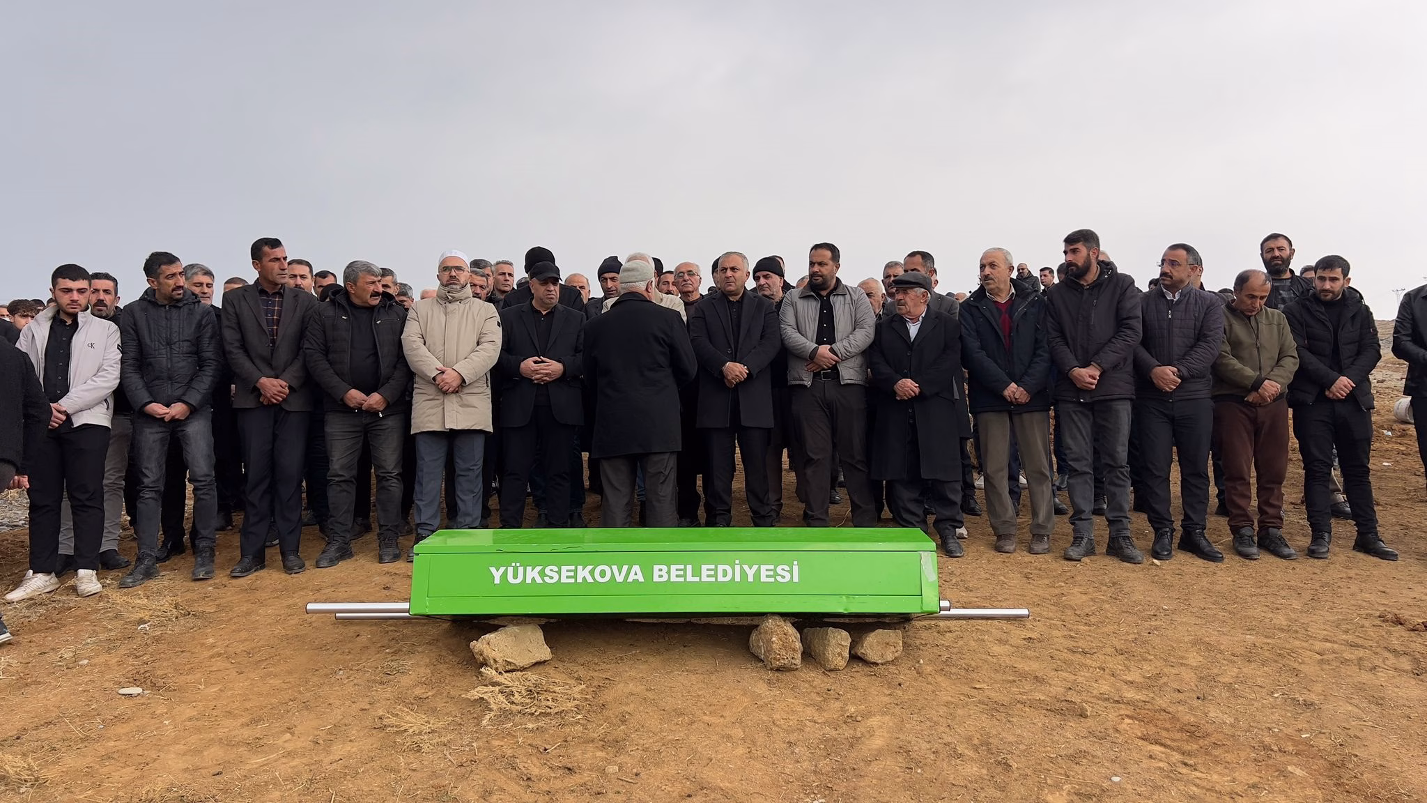 Otomobilin baraj gölüne yuvarlandığı kazada ölen Furkan toprağa verildi