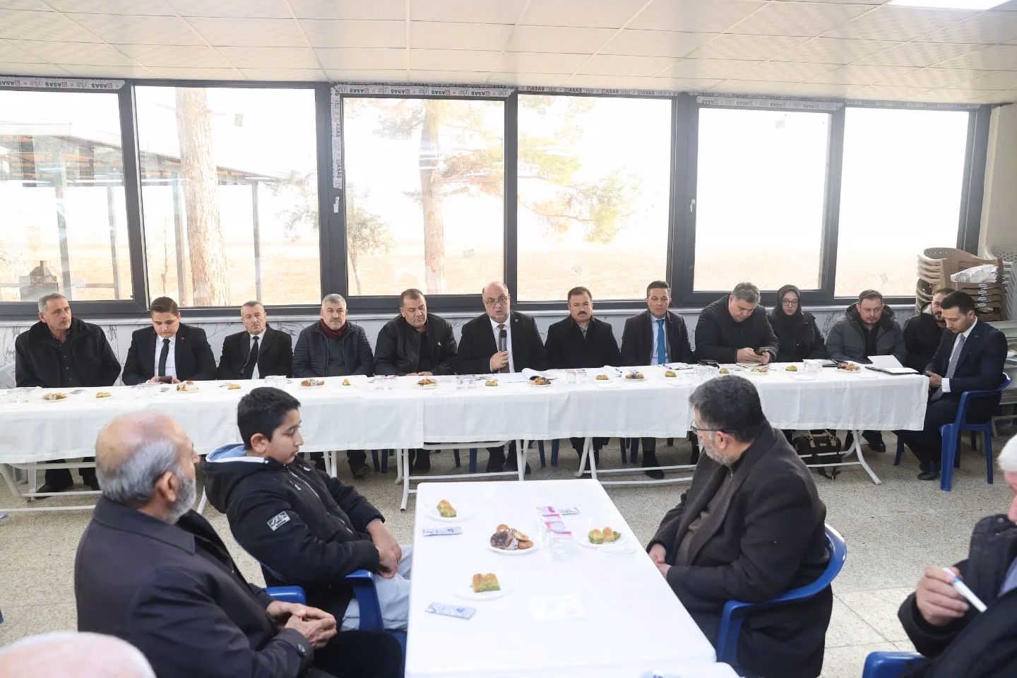 Dulkadiroğlu Belediyesi’nin mahalle odaklı yönetim anlayışı kapsamında düzenlenen haftalık buluşmaların