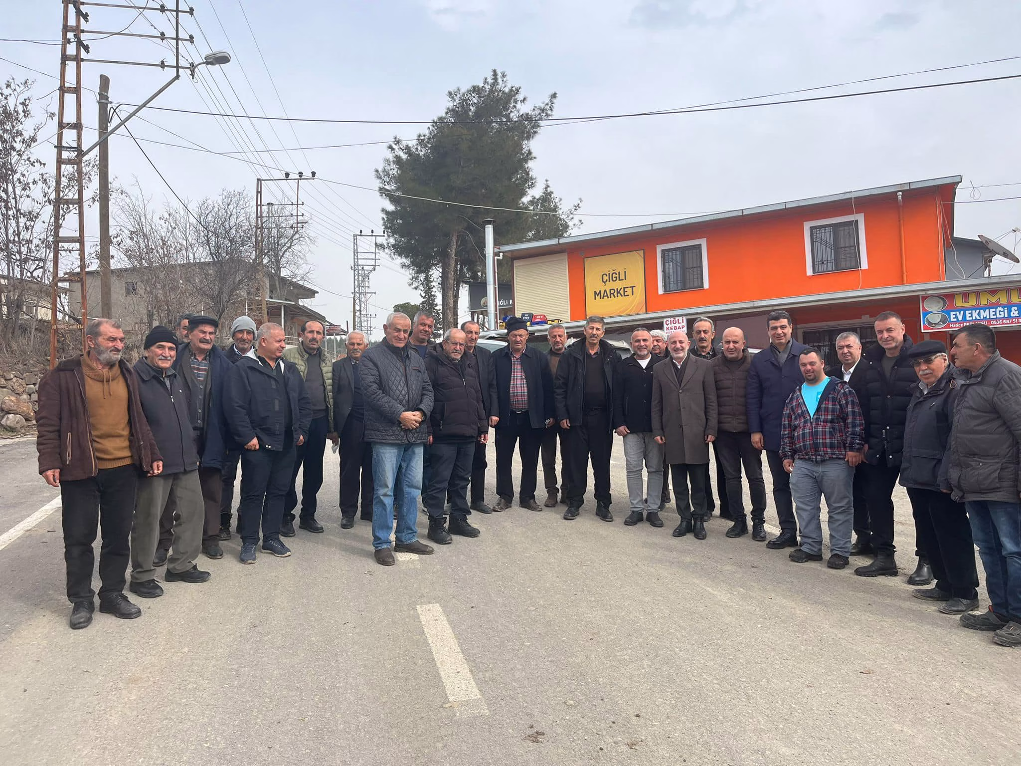 CHP’li Ali Oztunc Dulkadiroglu’nda Sahada Deprem Konutlarini Inceledi ()