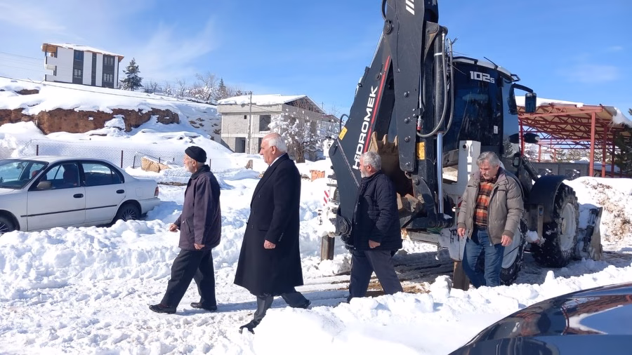 Goksun Belediyesi Karla Mucadelede Takdir Topladi