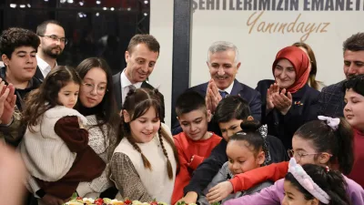 Kahramanmaraş Valisi Mükerrem Ünlüer, eşi Dr. Selma Ünlüer Hanımefendi ile
