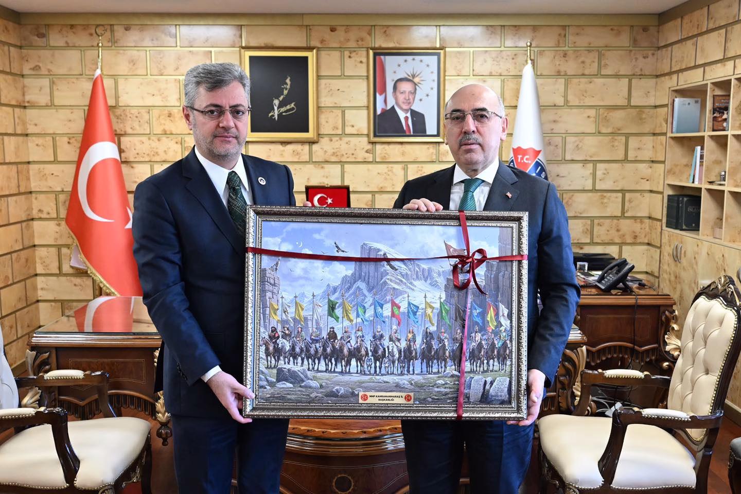 MHP Kahramanmaras Il Baskani Mansur Metehan’den KSU Rektoru Prof. Dr. Mahmut Ak’a Ziyaret ()