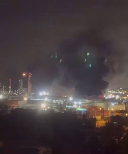 TÜRKİYE Petrol Rafinerileri A.Ş. (Tüpraş) Kocaeli İzmit rafinerisinde çıkan yangın,