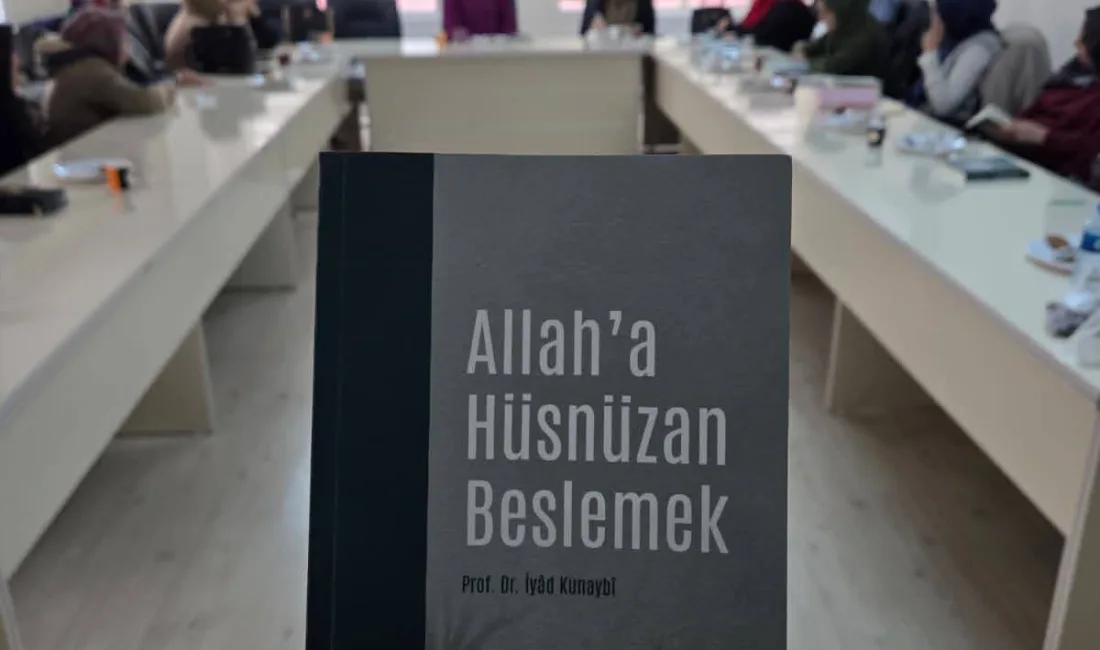 Müftülük bünyesinde düzenlenen programda, Prof. Dr. Iyad Kunaybi’nin kaleme aldığı