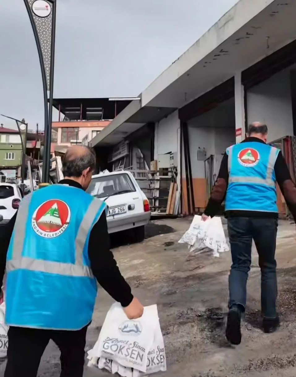 Başkan Gökşen’den Berat Kandili’nde İlçe Genelinde Kandil Simidi İkramı