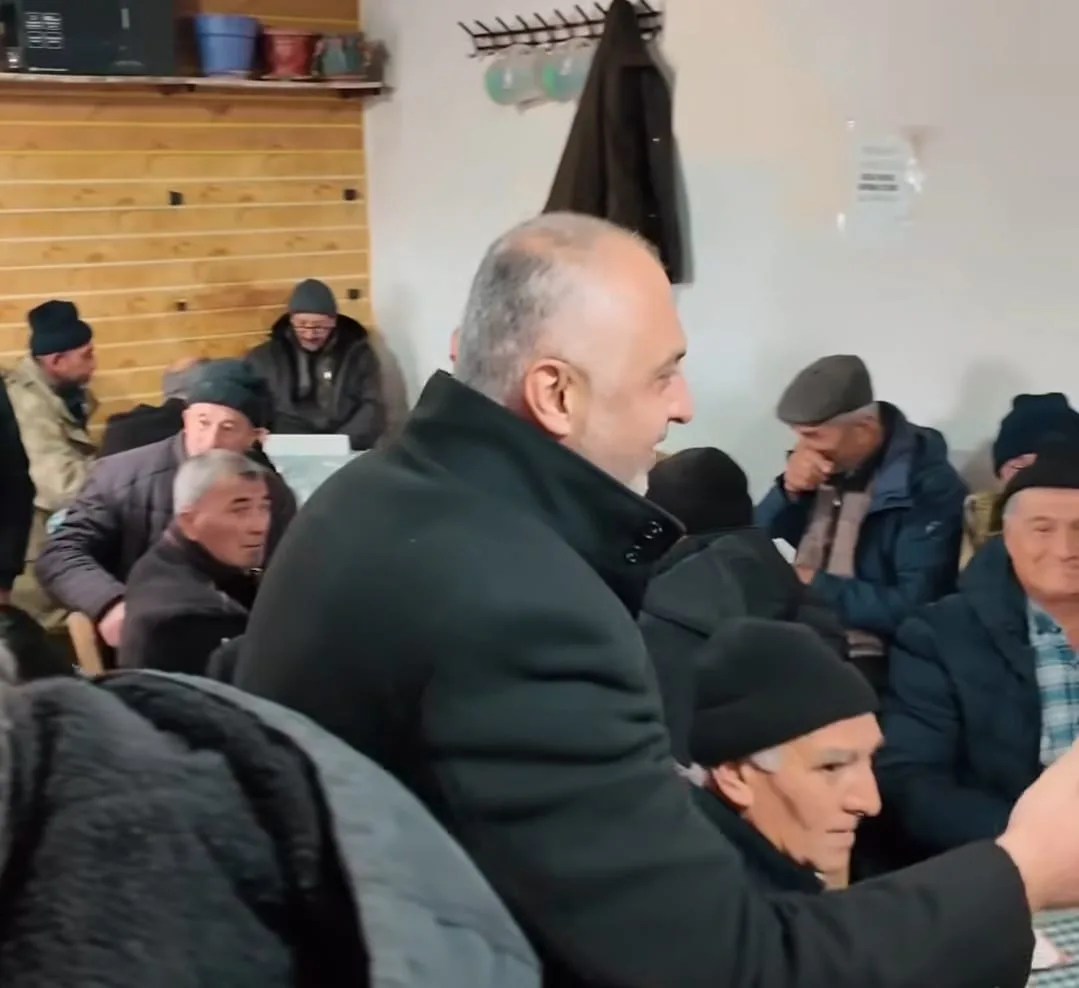 Andırın Kaymakamı Arslanşahin ve Belediye Başkanı Gökşen Vatandaşlarla Bir Araya Geldi Andırın Kaymakamı Arslanşahin ve Belediye Başkanı Gökşen Vatandaşlarla Bir Araya Geldi