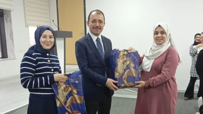 Anne Akademisi Eğitimi Başarıyla Tamamlandı, Katılımcılara Çocuk Gelişim Seti Hediye