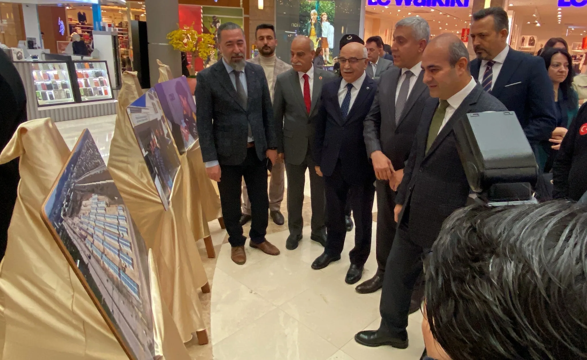 280 Hayat, 30 Kare: MEB AKUB’un Deprem Sergisi Açıldı 5 627658183 1358607949618856 1837657024734938143 n