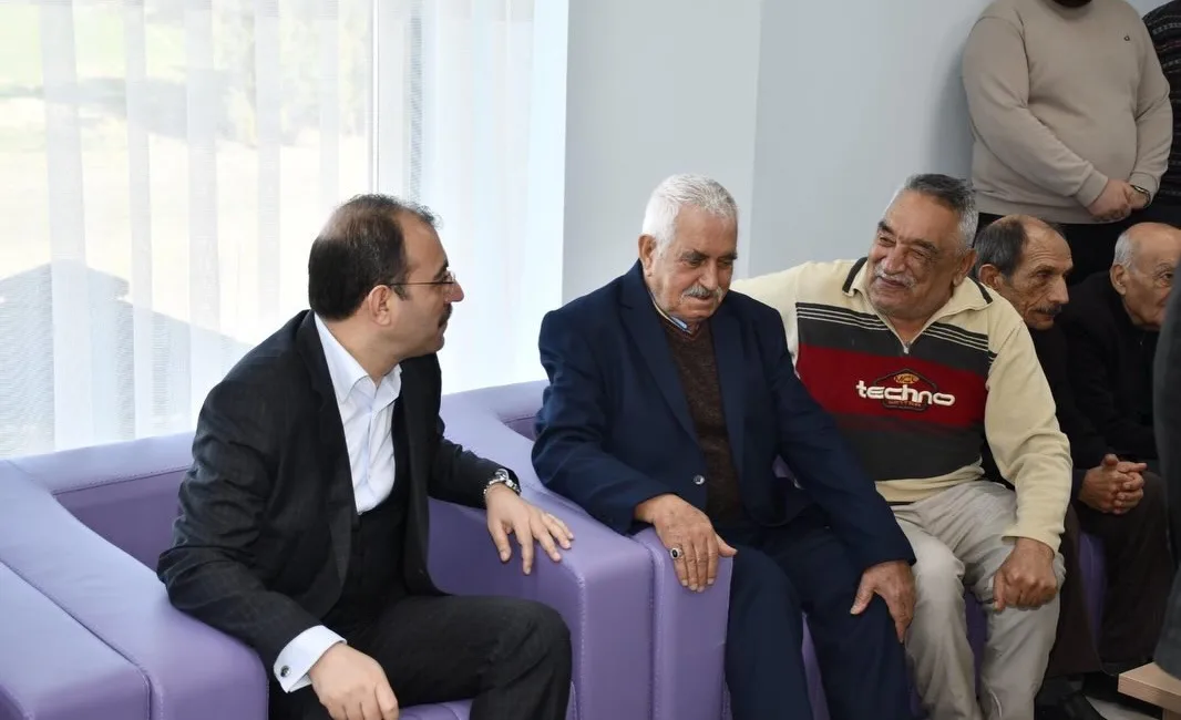 Kadirli Kaymakamı Erdinç Dolu ve eşi Şenay Yerli Dolu, Kadirli