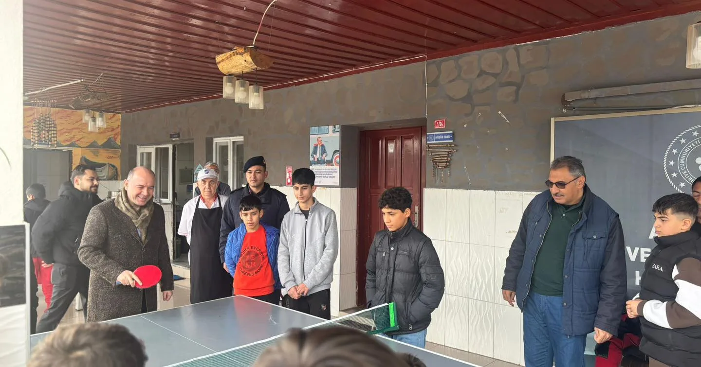 Vali Serdengeçti Gençlerle Doğanın Kalbinde Buluştu 4 630965519 122230955444097151 5514970888363049781 n