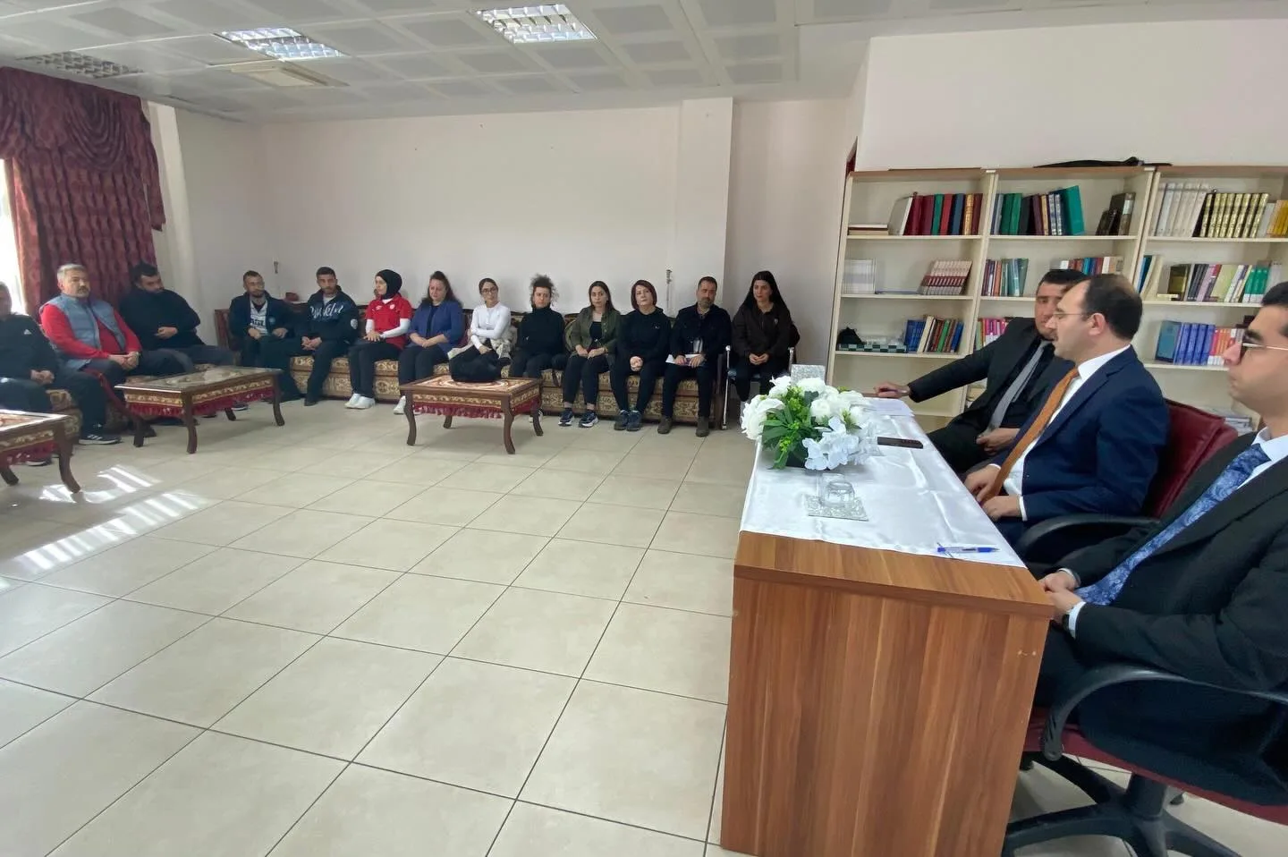 Sporcu Yetiştirme Süreçleri Kaymakam Dolu ile Ele Alındı