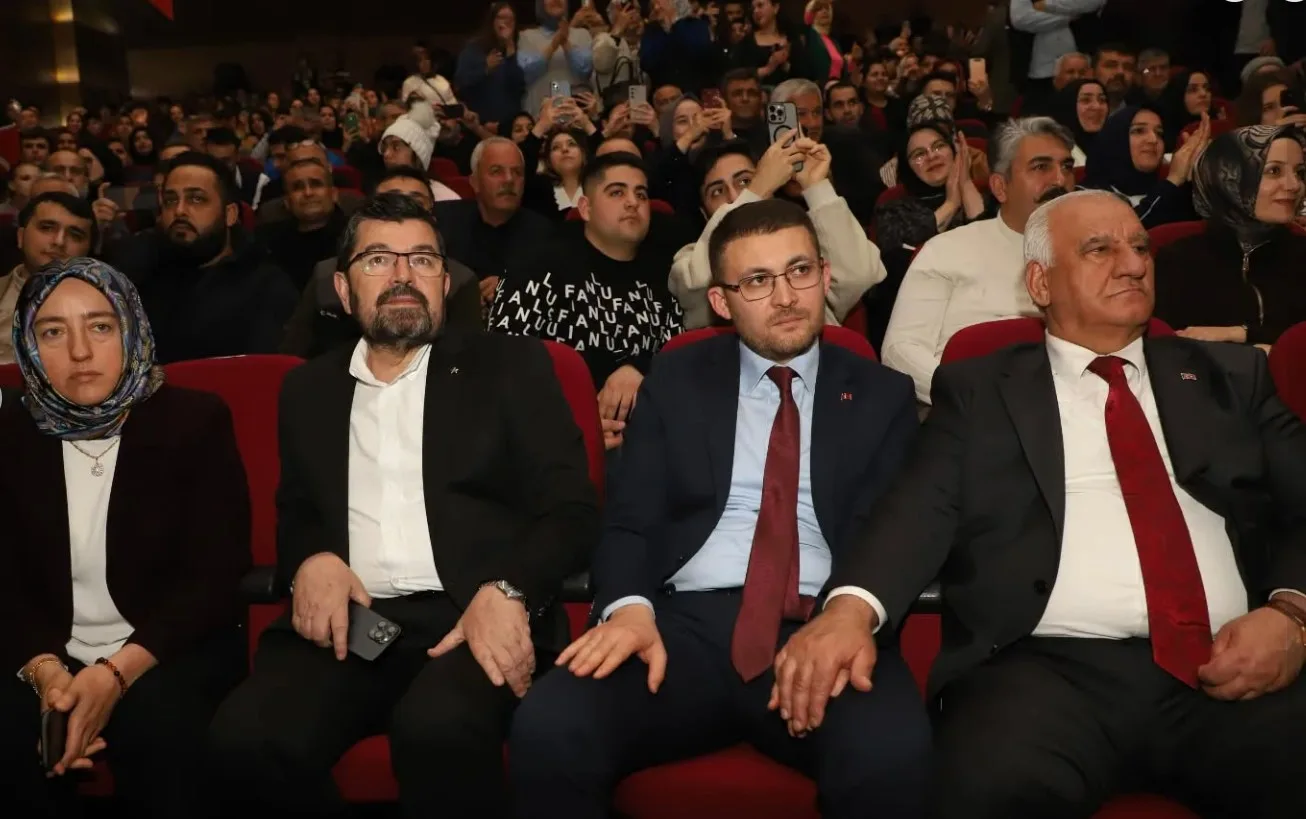 Ali Kinik Kahramanmarasin Kurtulusunun 106. Yilinda Sahne Aldi 1