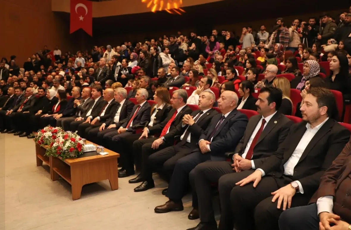 Ali Kinik Kahramanmarasin Kurtulusunun 106. Yilinda Sahne Aldi 3