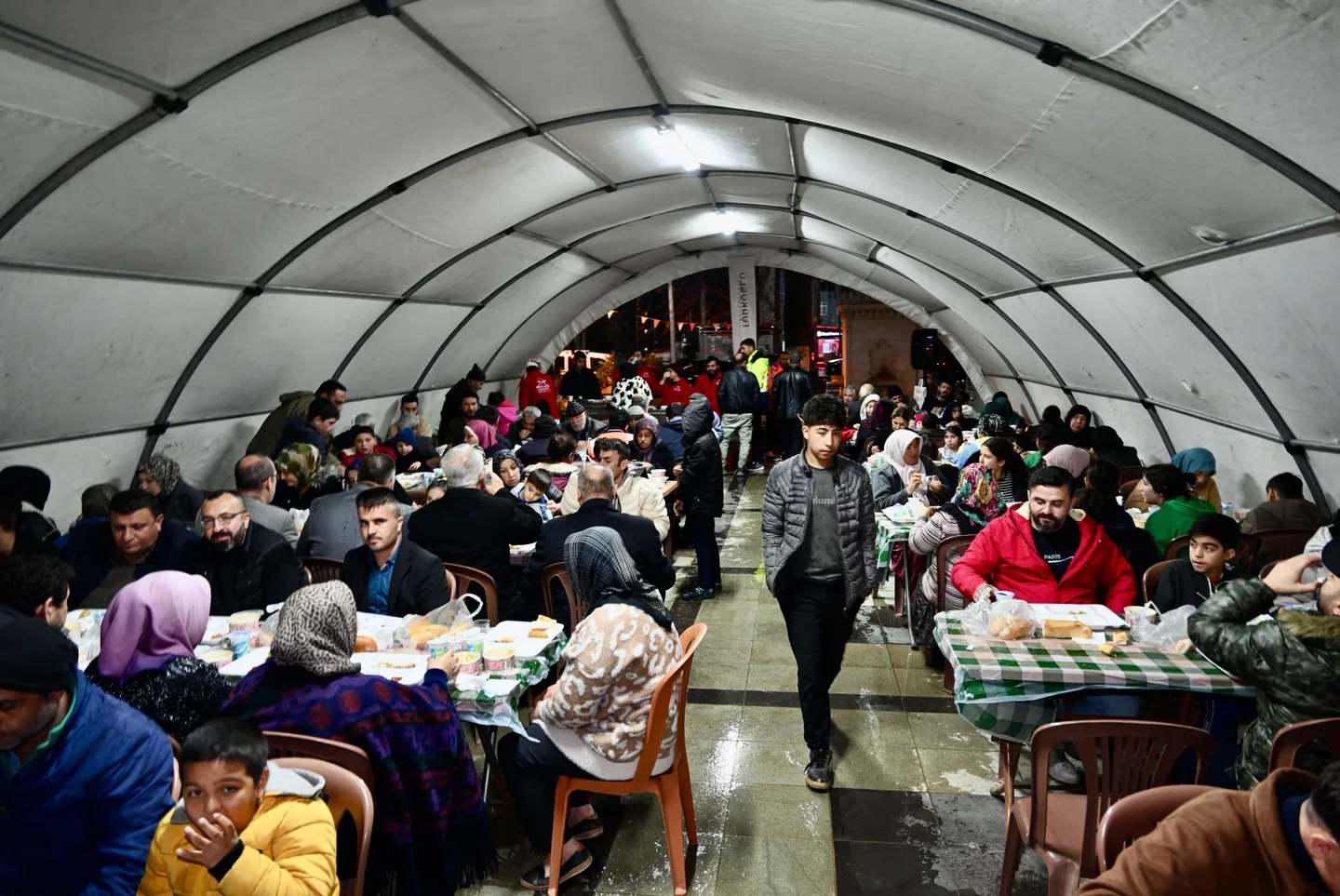 Bereketli sofraya davet 1