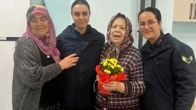 Osmaniye İl Jandarma Komutanlığı ekipleri, Kadirli Huzurevi’nde kalan büyüklerle bir