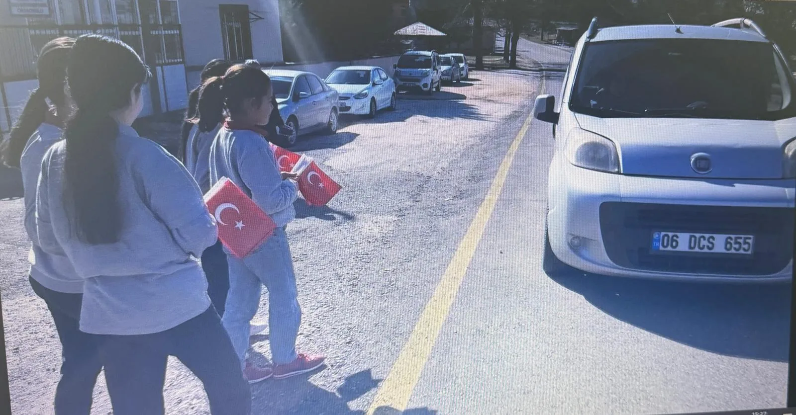 Köy Okulu Öğrencilerinden Duygulandıran Bayrak Hassasiyeti 3 WhatsApp Image 2026 02 10 at 15.42.03