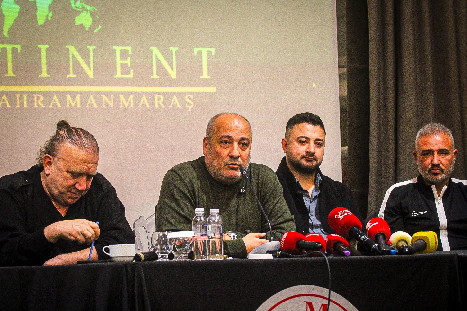 Ceyhan’dan Şehre Kenetlenme Çağrısı: “Bu Takım Hepimizin”
