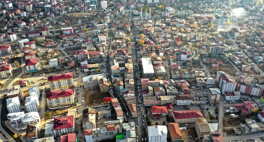 Kahramanmaraş’ın enerji üretiminde stratejik ilçesi olan Afşin, yeniden yatırım ve