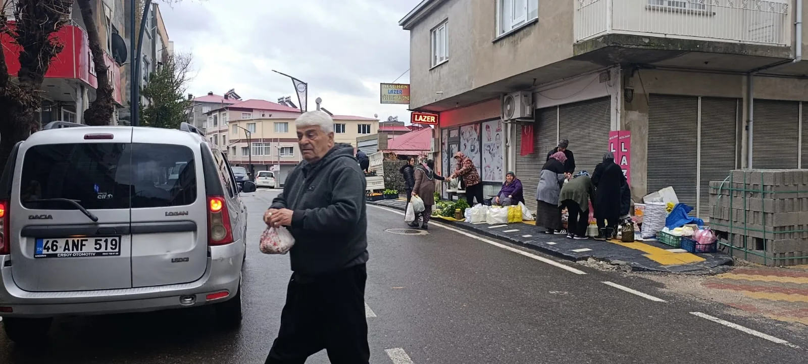 Ramazan Arifesinde Andırın Köy Pazarında Sakinlik Hakim