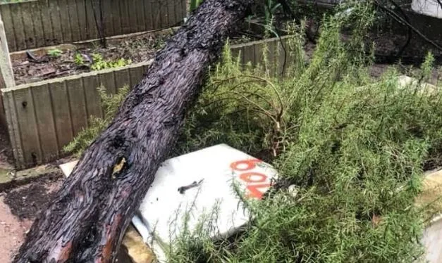 Osmaniye’de son günlerde etkili olan sağanak yağışlar, Asri Mezarlığı’nda hasara