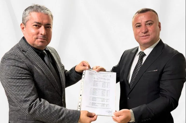 Kadirli Gıda Maddeleri Esnaf Odası’nda Yeni Dönem Başladı
Erhan Yurtsever Mazbatasını