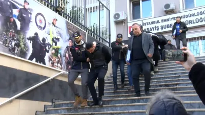 Ali AKSOYER-Hasan YILDIRIM- Ceyda YEŞİLOĞLU/İSTANBUL, – BAKIRKÖY’de sitenin otoparkında 2