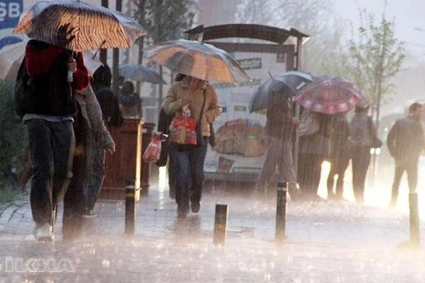 Andırınlılara Bayramda 'Islak' Sürpriz! Planlar Suya mı Düşüyor?