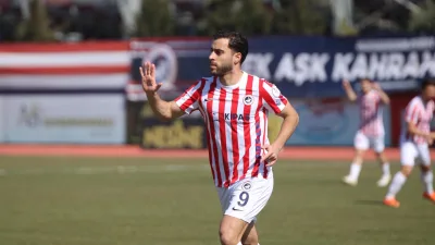 Lig’de gol yollarında adeta alev alan Kemal Rüzgar, performansıyla sezona