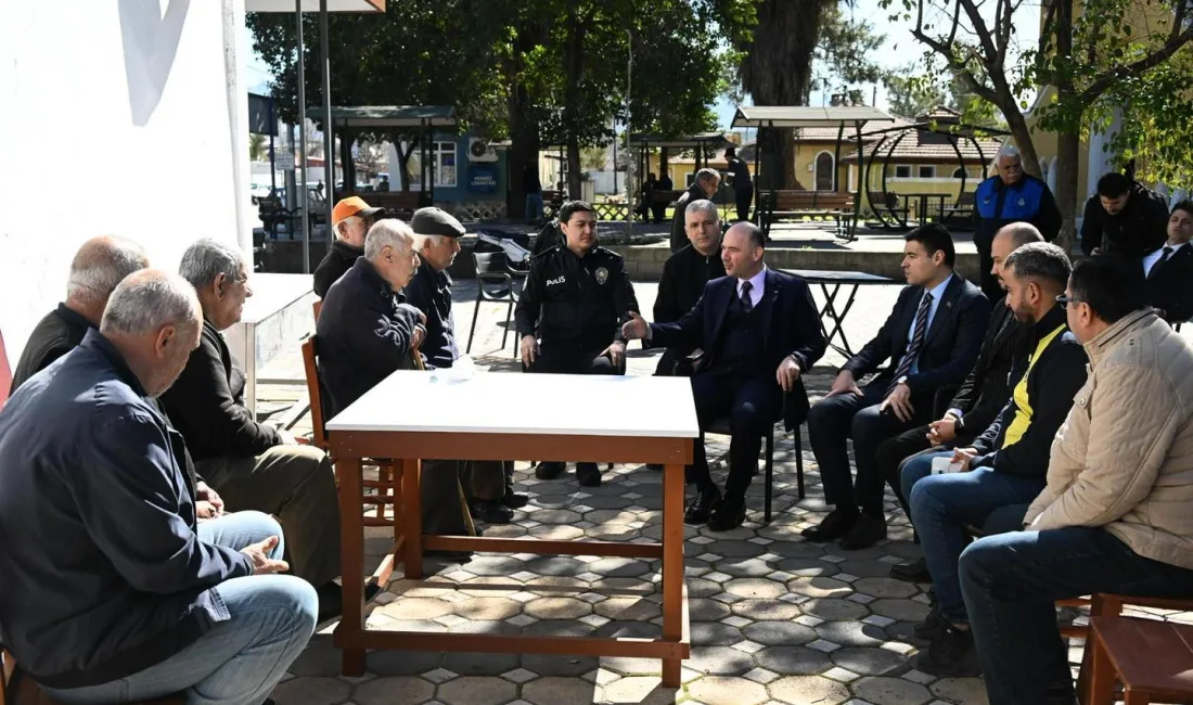 
Osmaniye Valisi Mehmet Fatih Serdengeçti, Toprakkale ilçe merkezinde esnaf ve