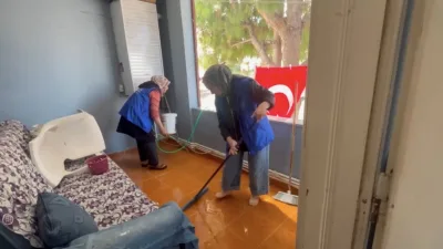 Osmaniye Gençlik Merkezi Gönüllü Gençlerinden Bayram öncesi şehit ailesine anlamlı