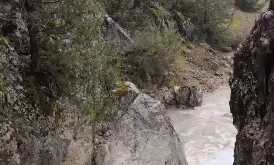 Kahramanmaraş’ın Andırın ilçesi, bugünlerde eşine az rastlanır bir doğa olayına