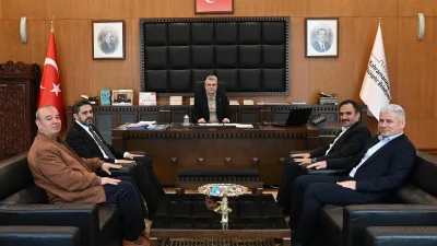 Şehrin yeniden ayağa kalkma sürecinde sivil toplum kuruluşları ve yerel