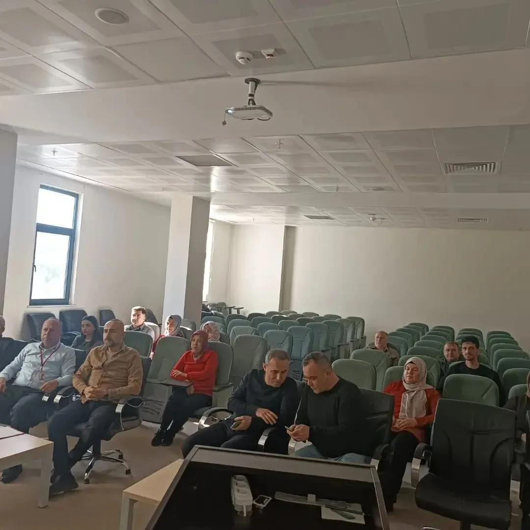 72ce7353 15ee 42cf 95bd 2f9d734ec807