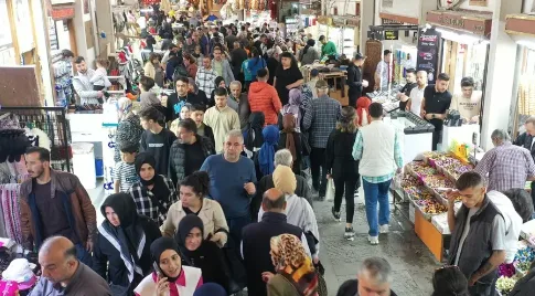 Kahramanmaraş’ta Bayram Alışverişi Çarşıyı Kilitledi